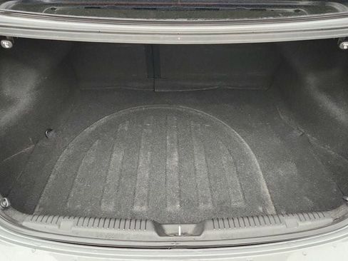 Used 2015 Hyundai Elantra Limited w/ Option Group 05 image 23