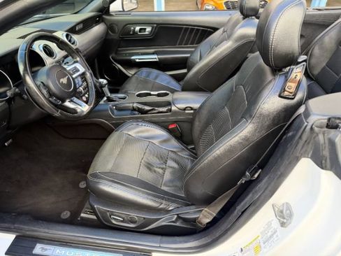 Used 2019 Ford Mustang GT Premium RWD image 20