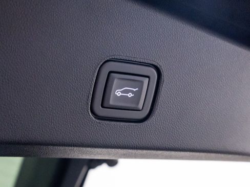 Certified 2024 Cadillac Lyriq Luxury w/ LPO, Floor Liner Package AWD/4WD image 38