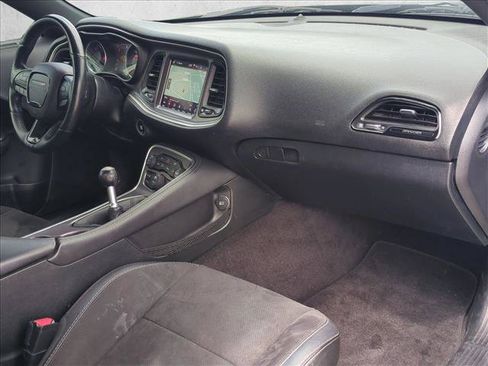 Used 2018 Dodge Challenger R/T Scat Pack RWD image 20