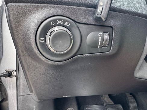 Used 2019 Jeep Compass Sport FWD image 14