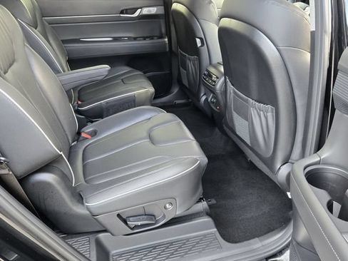 Used 2024 Hyundai Palisade Limited FWD image 14