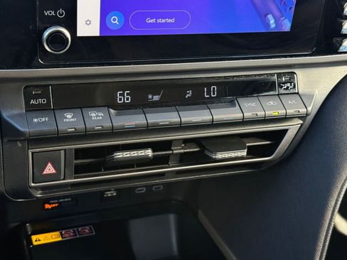 Used 2025 Toyota Camry LE image 19