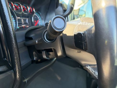 Used 2018 Chevrolet Silverado 1500 LT w/ Texas Edition image 49