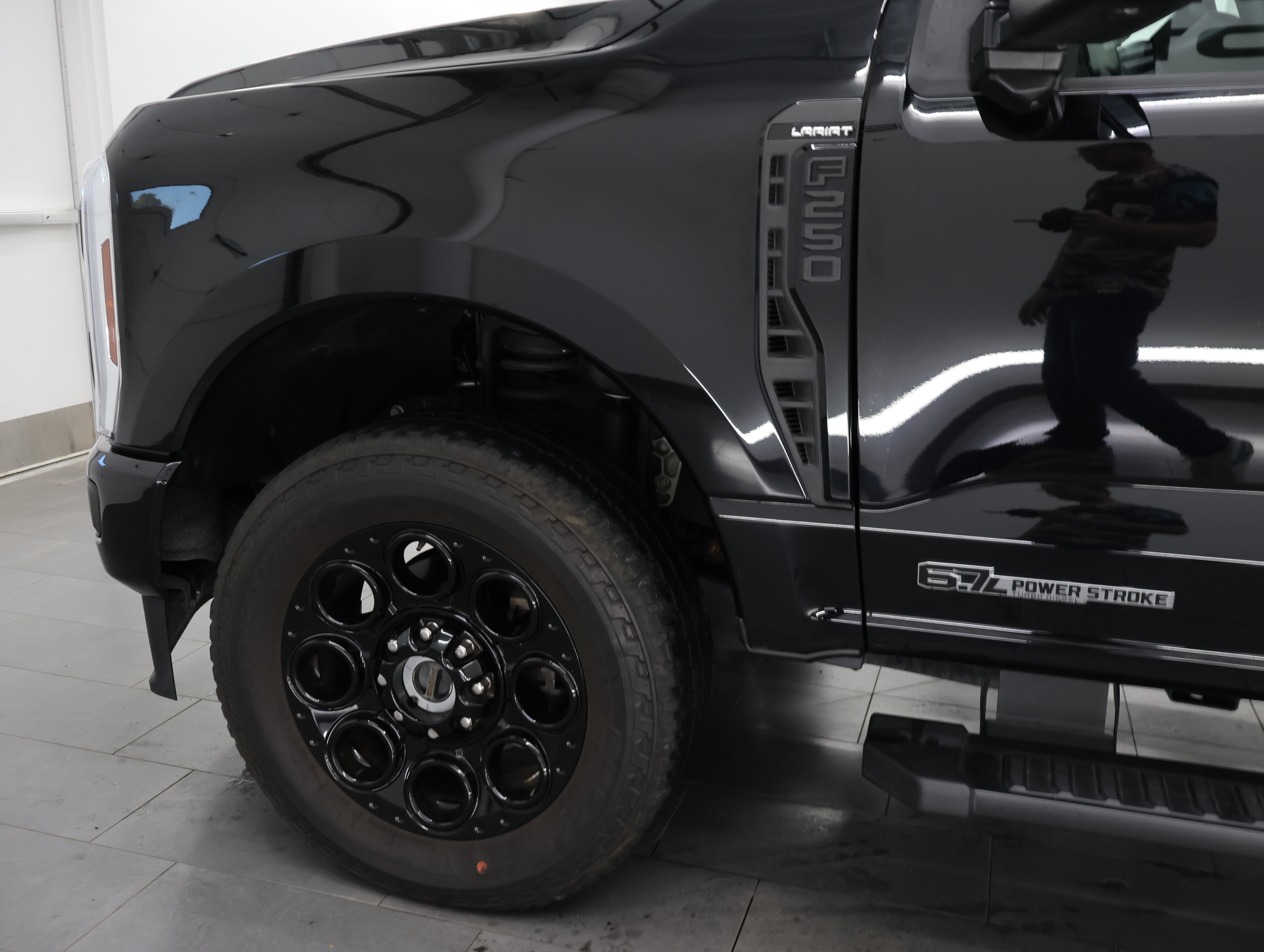 Used 2025 Ford F250 Lariat w/ Lariat Ultimate Package AWD/4WD image 39