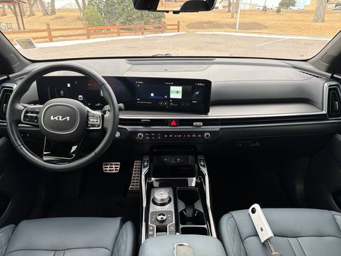 Used 2025 Kia Sorento SX Prestige image 19