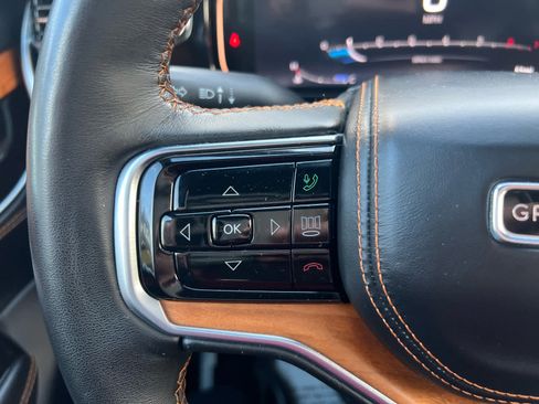 Used 2024 Jeep Grand Wagoneer L Series III image 21