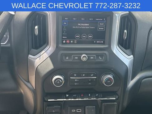 Used 2022 Chevrolet Silverado 2500 Custom w/ Custom Value Package AWD/4WD image 21