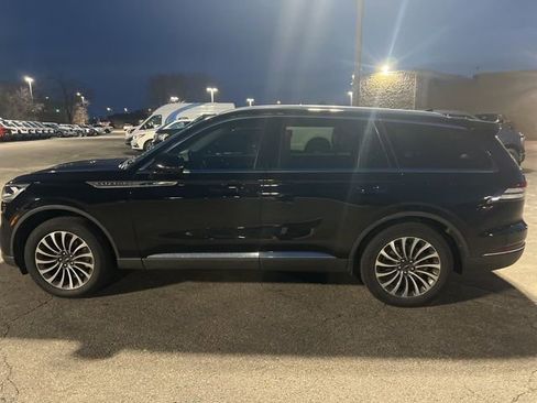 Used 2020 Lincoln Aviator Reserve w/ Equipment Group 201A image 2