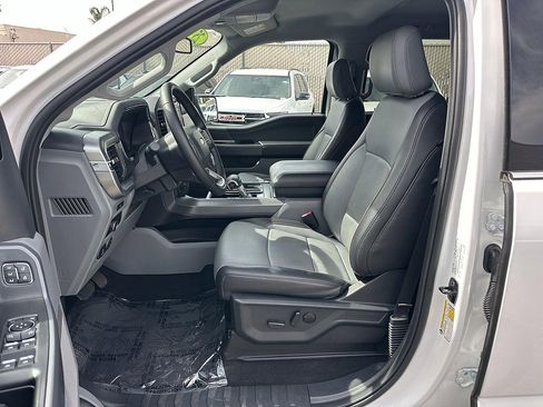 Used 2025 Ford F150 Lariat AWD/4WD image 18
