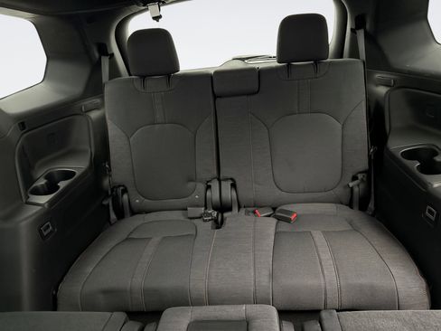 Used 2024 Honda Pilot Sport image 19