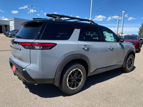 New 2026 Nissan Pathfinder Rock Creek w/ Rock Creek Premium Package AWD/4WD image 5