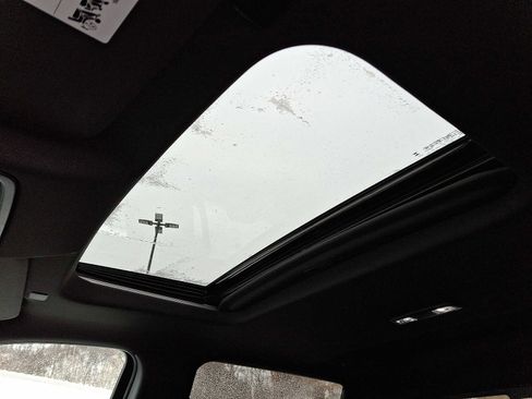 Used 2024 Chevrolet Silverado 2500 High Country w/ High Country Premium Package image 15