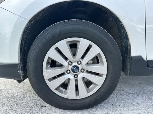 Used 2019 Subaru Outback 2.5i image 19