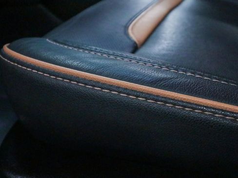 Used 2022 GMC Yukon AT4 image 14