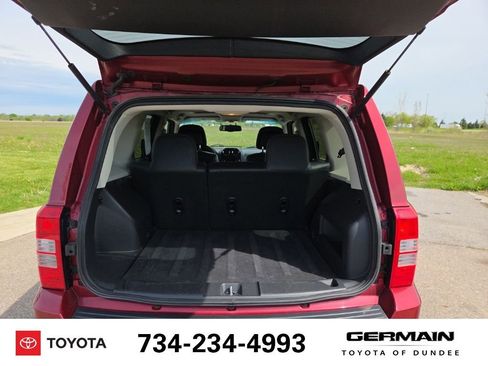 Used 2016 Jeep Patriot High Altitude AWD/4WD image 21