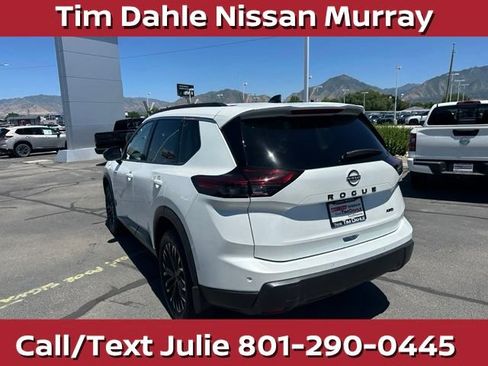 Used 2026 Nissan Rogue Dark Armor AWD/4WD image 9
