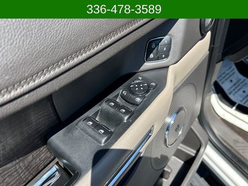 Used 2020 Ford Expedition Max Limited w/ Equipment Group 301A AWD/4WD image 11