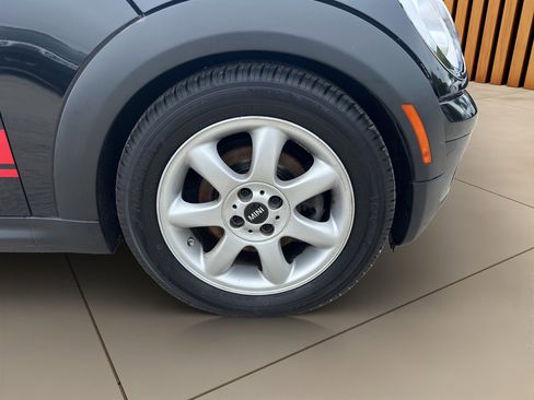 Used 2010 MINI Cooper Convertible FWD image 18
