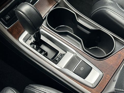 Used 2022 Subaru Ascent Touring w/ Popular Package #2A image 21