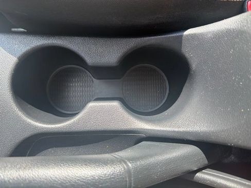 Used 2021 Hyundai Venue SEL FWD image 32