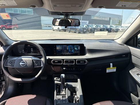 New 2027 Nissan Sentra SR FWD image 27