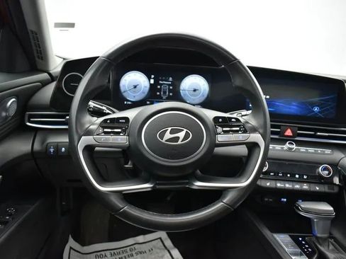 Used 2024 Hyundai Elantra Limited FWD image 20