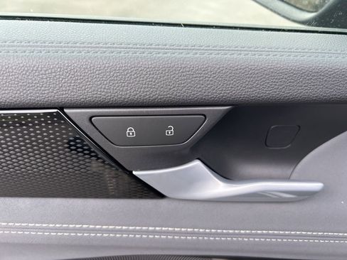 New 2025 Volkswagen Tiguan SE image 20