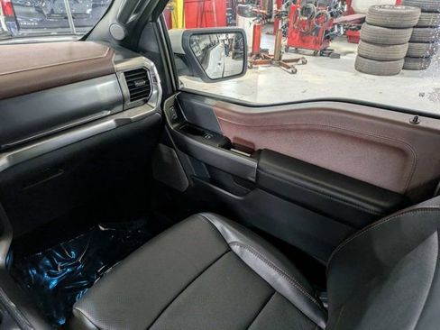 Used 2023 Ford F150 Lariat AWD/4WD image 17