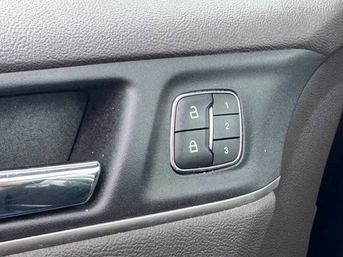 Used 2019 Lincoln MKC Reserve w/ MKC Climate Package image 27