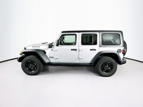 Used 2024 Jeep Wrangler Willys image 4