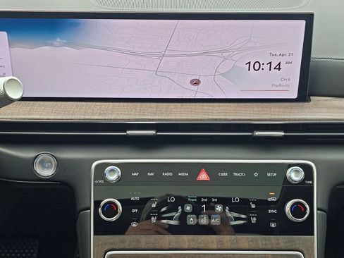 New 2026 Genesis GV80 2.5T Prestige image 13