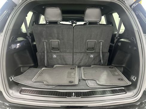 Used 2024 Jeep Grand Cherokee L Altitude image 21