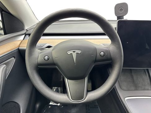 Used 2023 Tesla Model Y Long Range AWD/4WD image 54