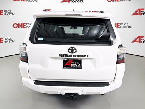 Certified 2023 Toyota 4Runner SR5 Premium w/ Moonroof Package image 6