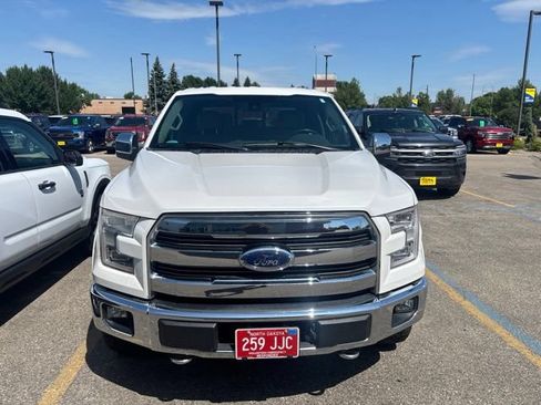 Used 2015 Ford F150 Lariat w/ Equipment Group 502A Luxury AWD/4WD image 2