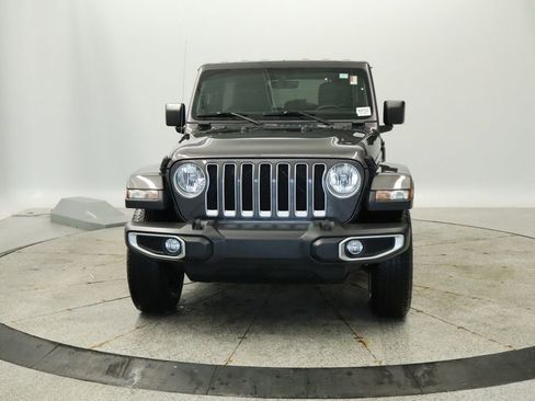 Used 2019 Jeep Wrangler Unlimited Sahara w/ Uconnect 4C Nav & Sound Group image 8