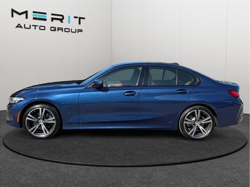Used 2023 BMW 330i Sedan w/ Premium Package RWD image 5