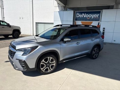 Used 2023 Subaru Ascent Limited w/ Technology Package AWD/4WD image 2
