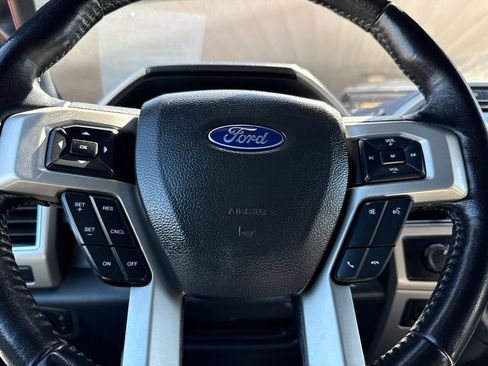 Used 2022 Ford F450 Lariat w/ Lariat Ultimate Package image 30