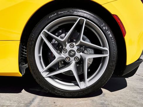 Used 2021 Ferrari F8 Tributo image 29