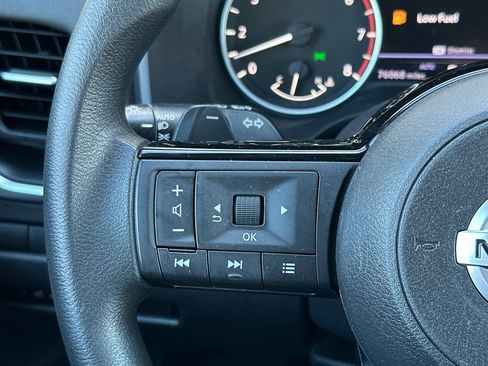 Used 2021 Nissan Rogue S image 26