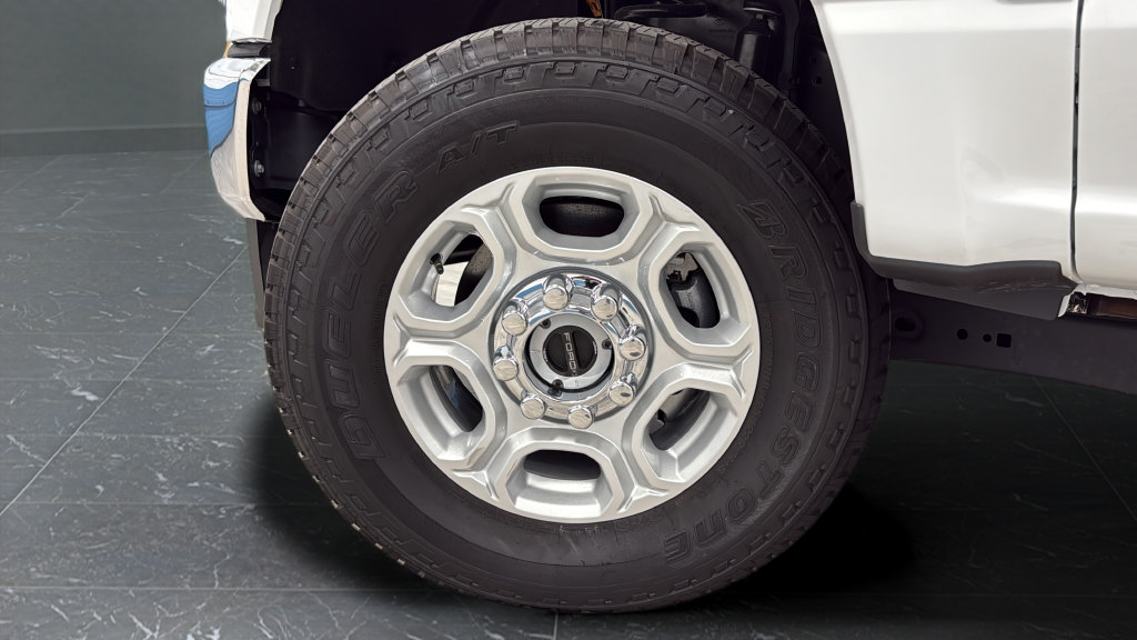 Used 2026 Ford F350 XLT w/ FX4 Off-Road Package AWD/4WD image 33