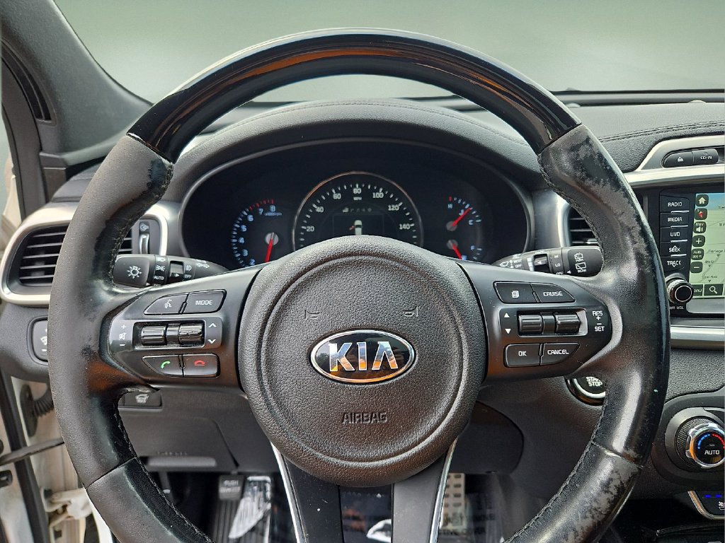 Used 2016 Kia Sorento SX AWD/4WD image 18