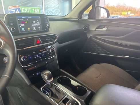 Used 2020 Hyundai Santa Fe SEL w/ Convenience Package image 25