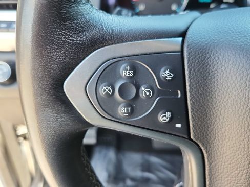 Used 2018 Chevrolet Suburban Premier AWD/4WD image 23
