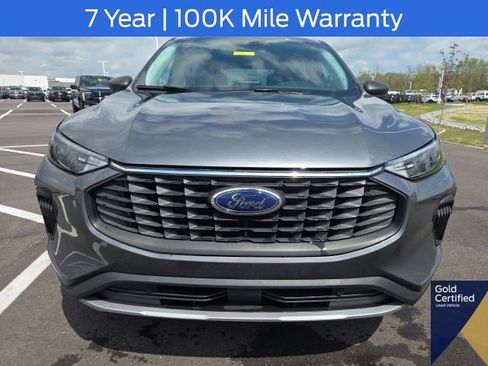 Used 2025 Ford Escape Active AWD/4WD image 4