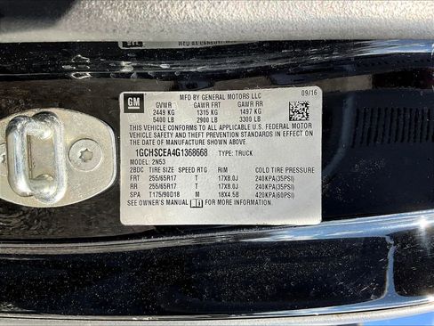 Used 2016 Chevrolet Colorado LT image 28