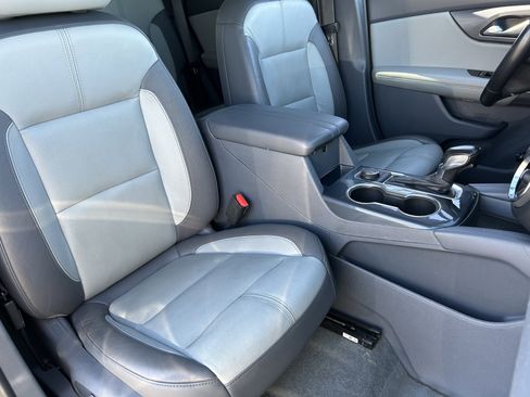 Used 2020 Chevrolet Blazer LT image 9