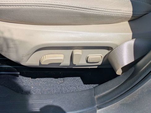 Used 2017 Subaru Outback 2.5i Premium AWD/4WD image 21
